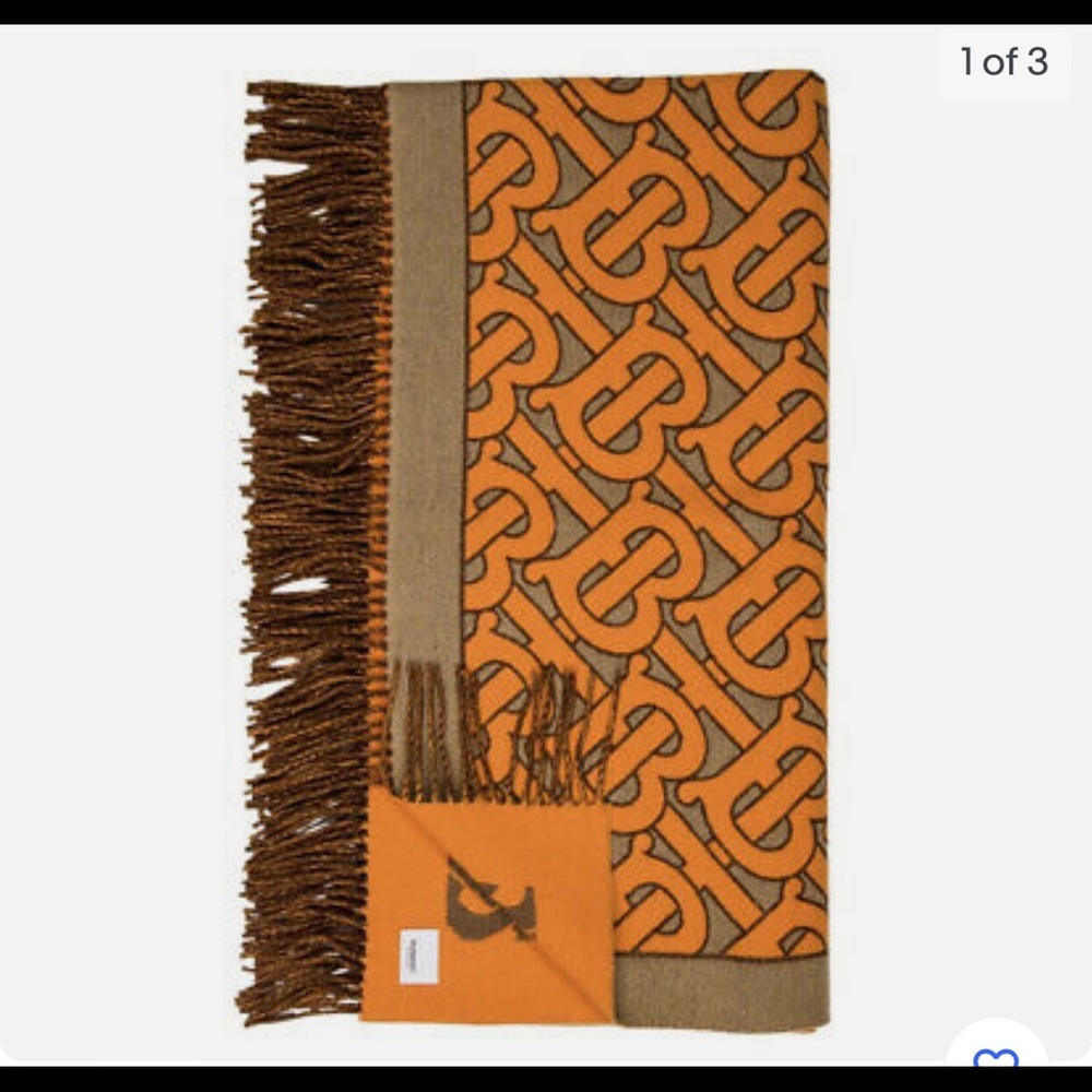 Burberry TB Throw Blanket